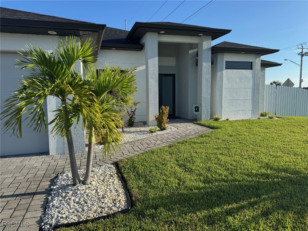 1 NW 8th Terrace Cape Coral FL 33993 2025010320 image39