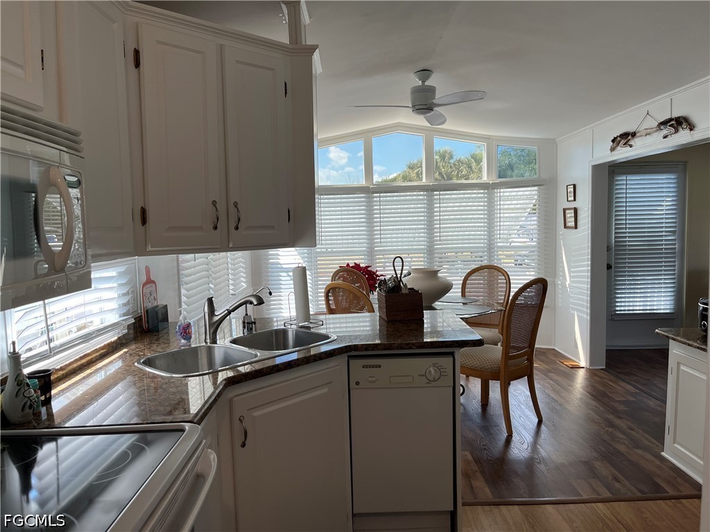 1 Zircon Drive #1Z Naples FL 34114 2026019294 image4