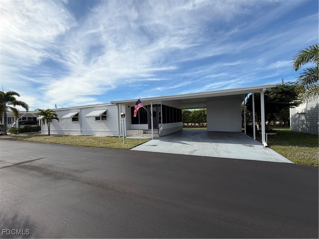 10 Blue Skys Drive Naples FL 34104 2025020460 image2