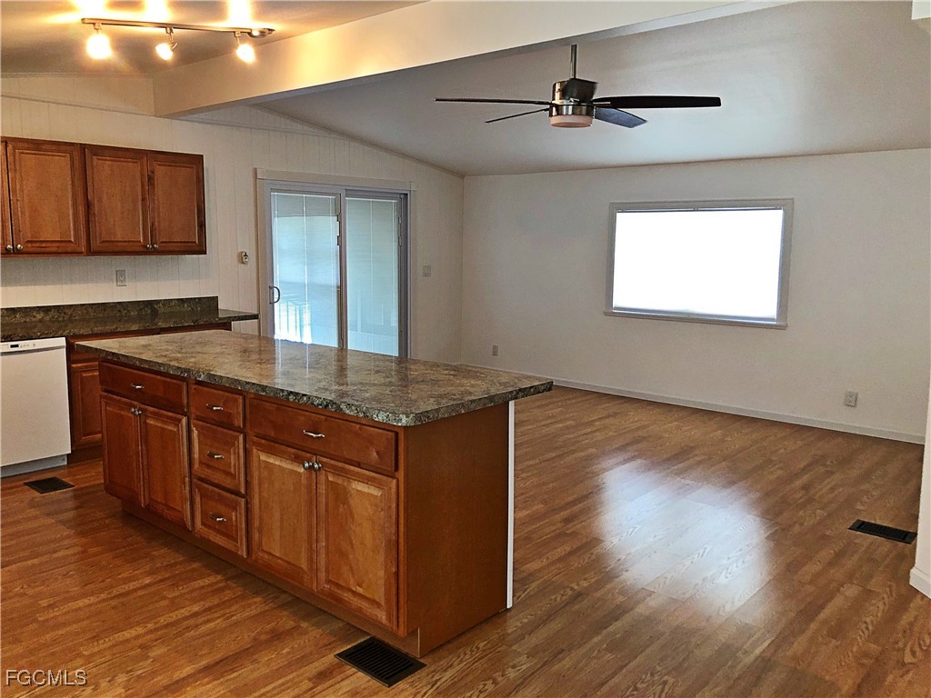 10 Blue Skys Drive Naples FL 34104 2025020460 image7