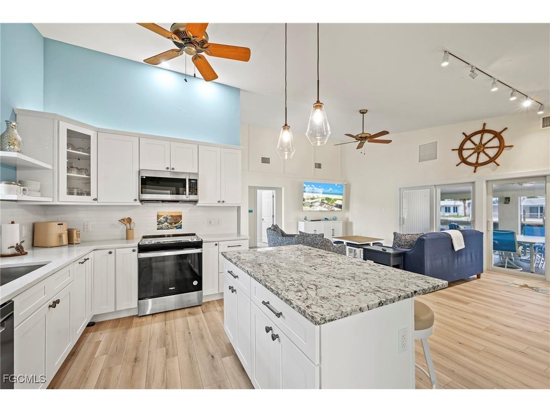 10 Clearview Boulevard Fort Myers Beach FL 33931 2025015480 image10