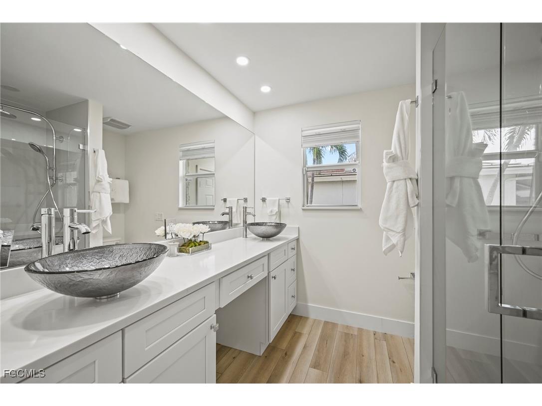 10 Clearview Boulevard Fort Myers Beach FL 33931 2025015480 image12