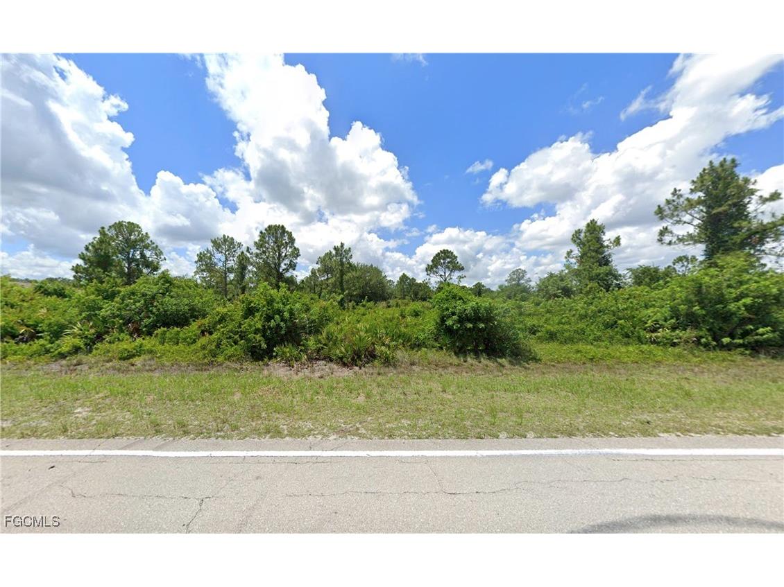 10 E 12th Street Lehigh Acres FL 33972 2025000156 image1