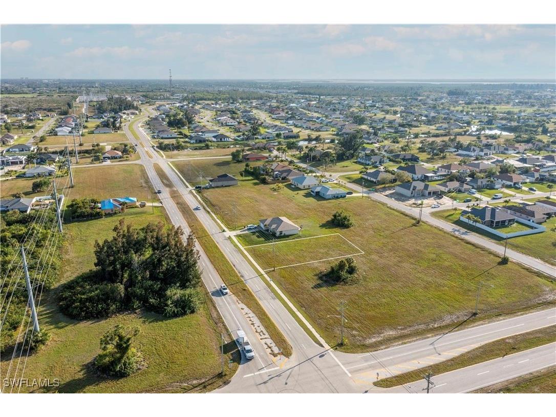 10 El Dorado Boulevard S Cape Coral FL 33991 225026739 image10