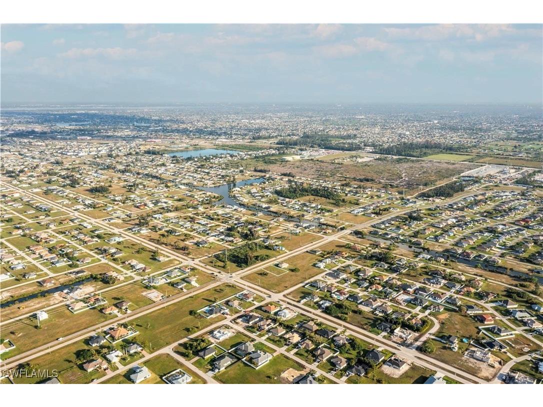 10 El Dorado Boulevard S Cape Coral FL 33991 225026739 image14