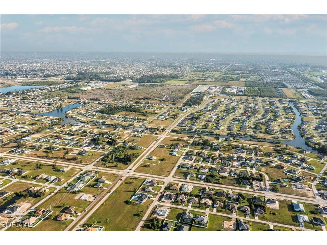 10 El Dorado Boulevard S Cape Coral FL 33991 225026739 image5