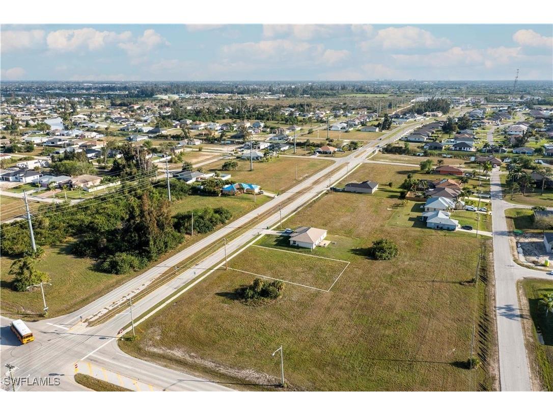 10 El Dorado Boulevard S Cape Coral FL 33991 225026739 image9