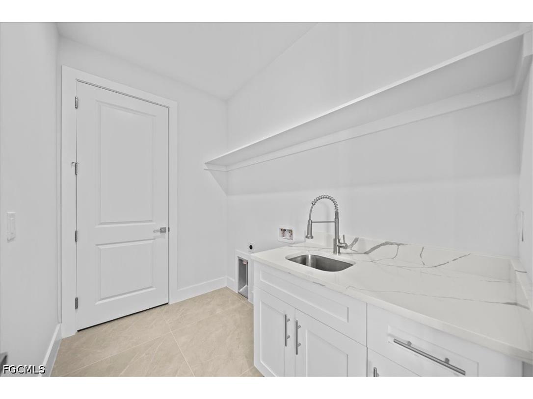 10 NE 9th Street Cape Coral FL 33909 2026021128 image15