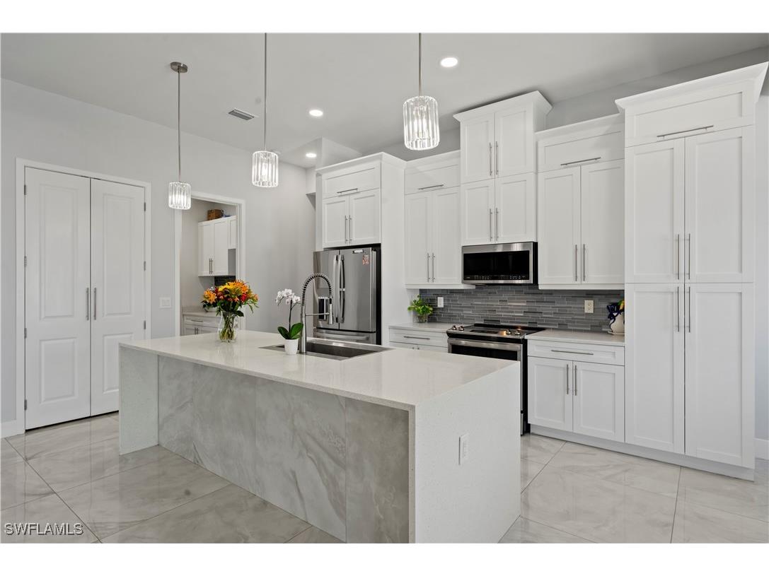 10 NW 35th Avenue Cape Coral FL 33993 225059398 image10