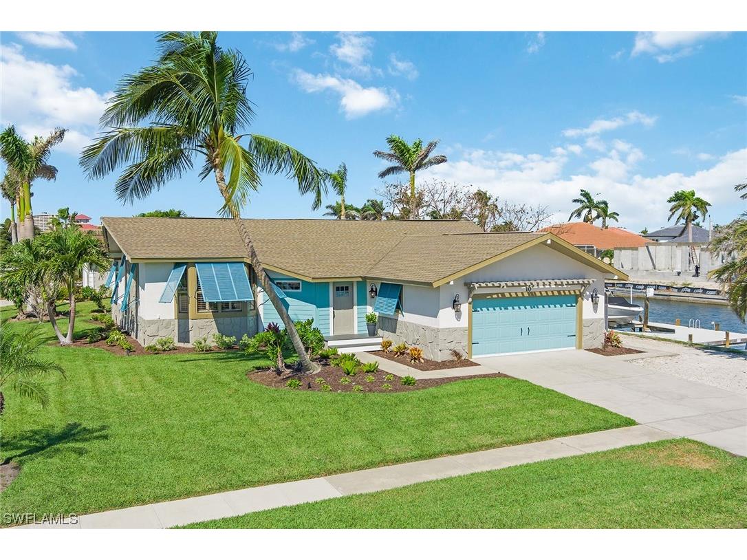 10 S Seas Court Marco Island FL 34145 223022501 image1