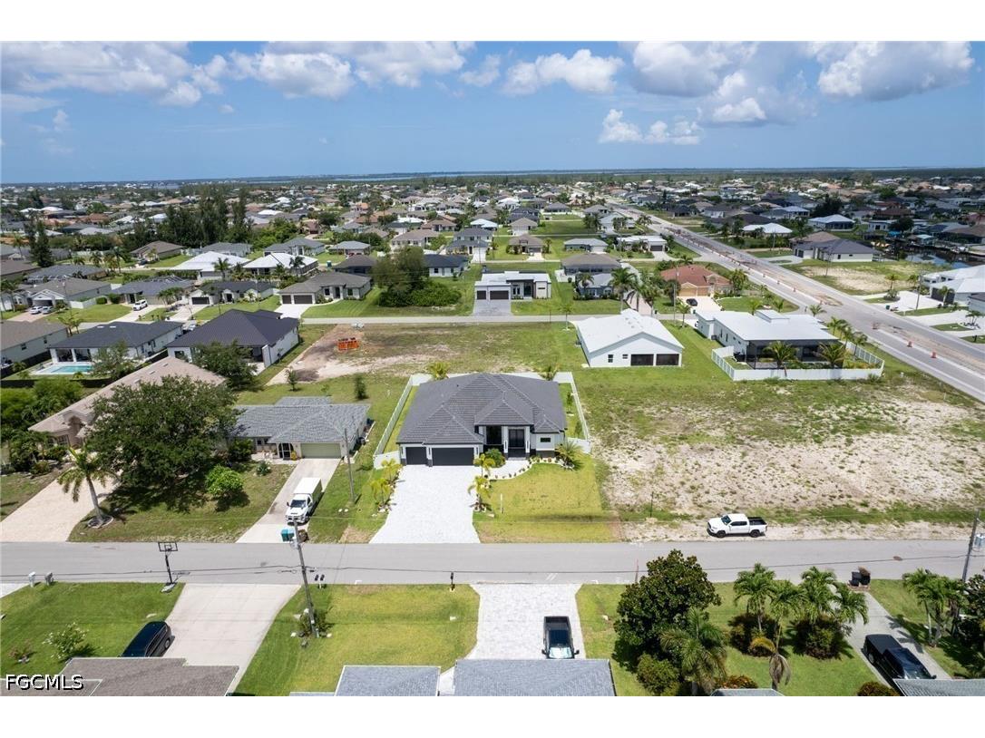 10 SW 33rd Avenue Cape Coral FL 33991 2026019116 image36