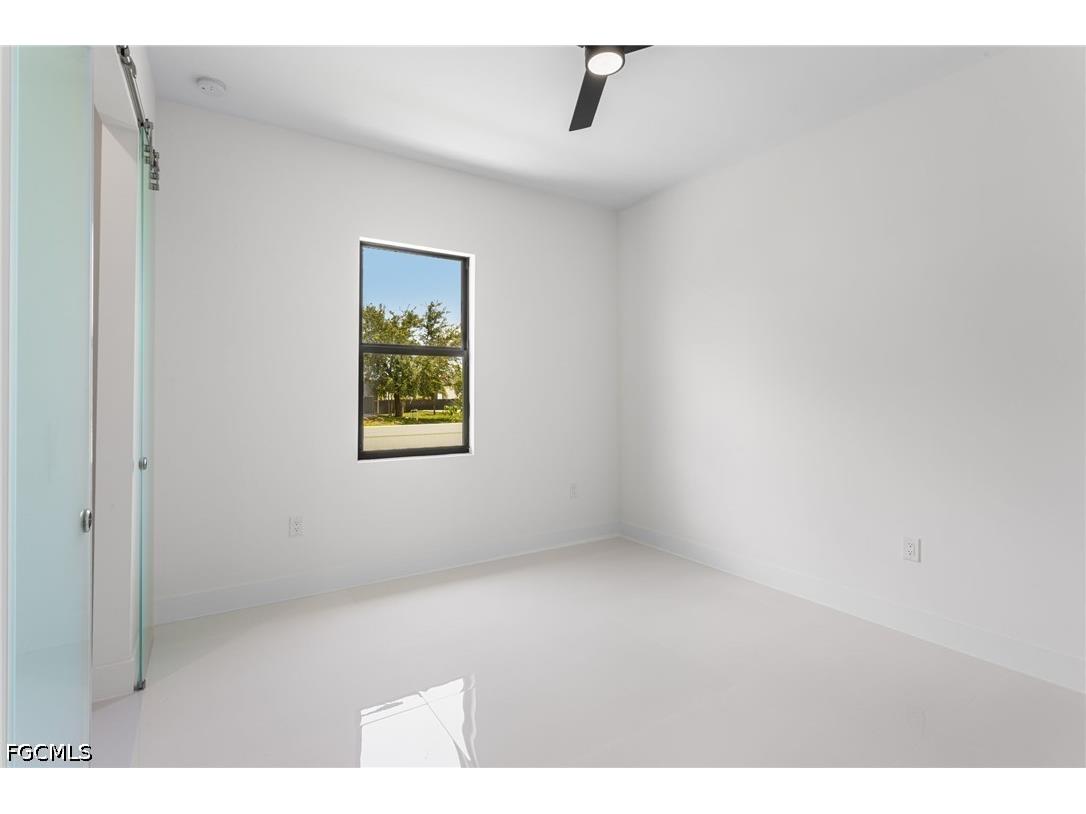 10 SW 33rd Avenue Cape Coral FL 33991 2026019116 image39