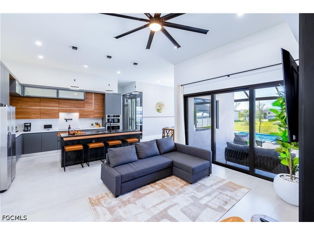 10 SW 33rd Place Cape Coral FL 33991 2026017444 image8