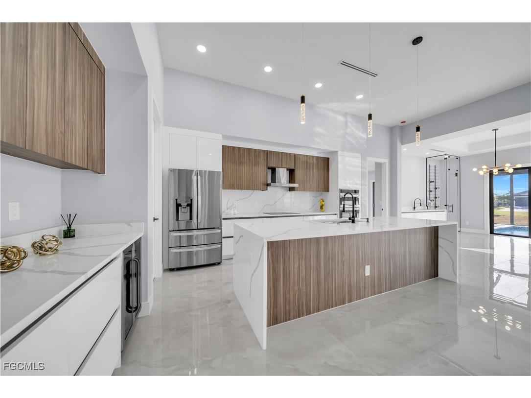 10 SW 35th Avenue Cape Coral FL 33991 2025019739 image4