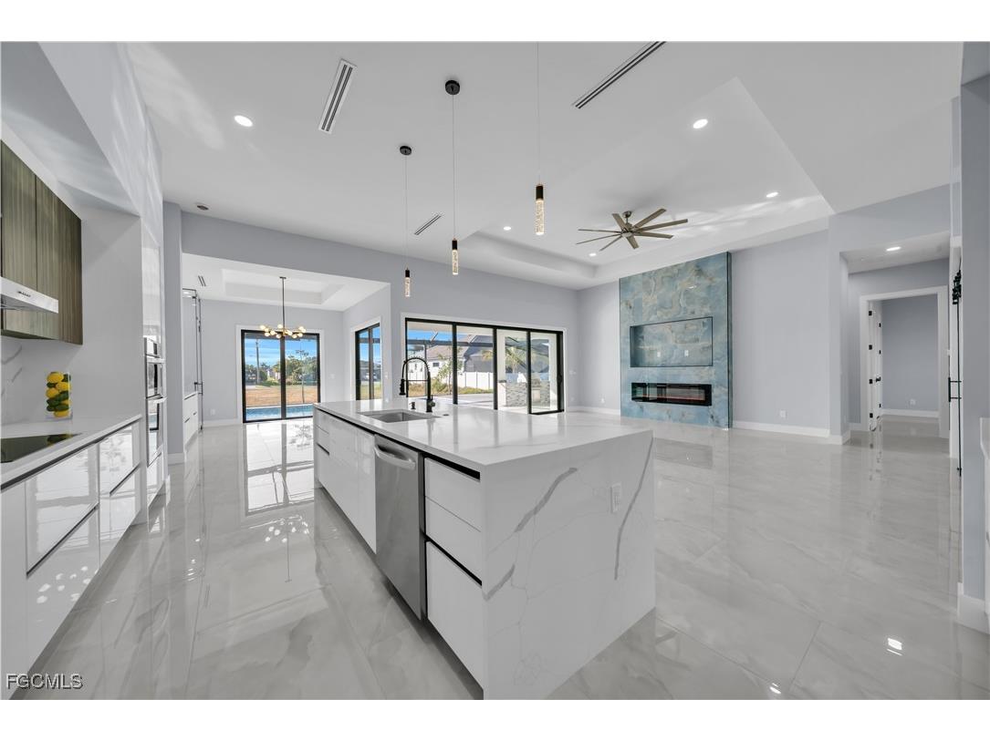 10 SW 35th Avenue Cape Coral FL 33991 2025019739 image8