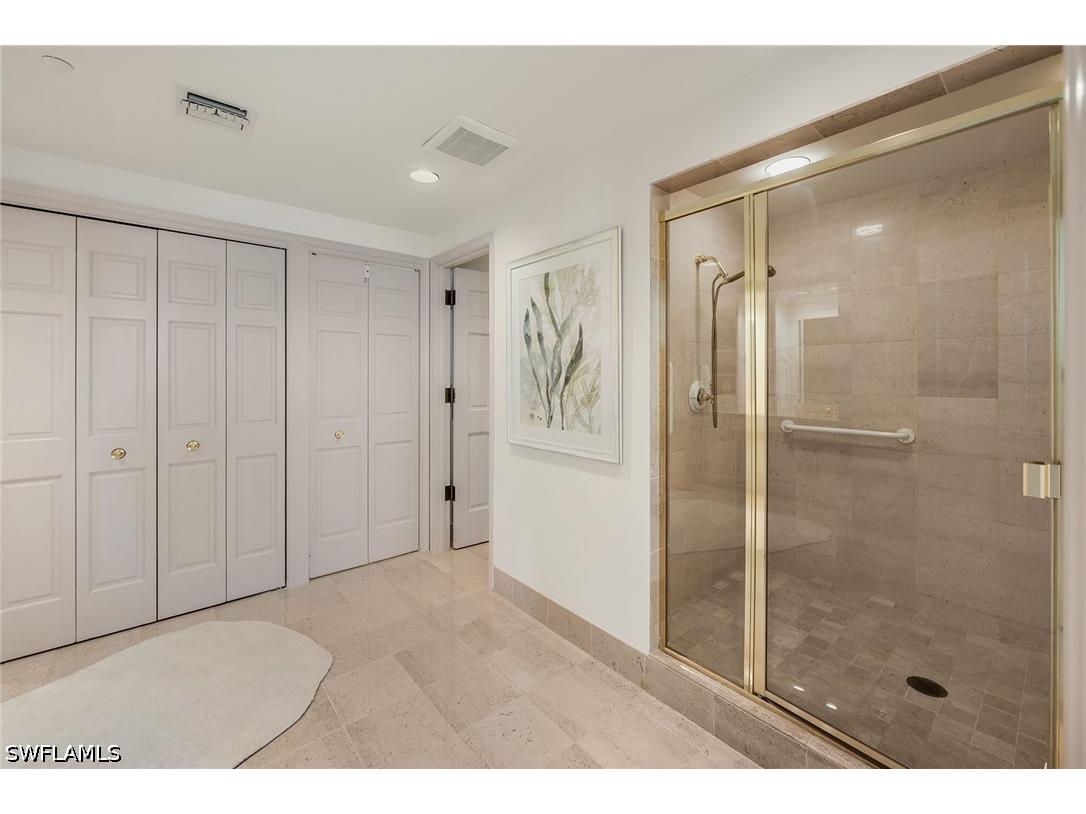 10 Seagate Drive #6N Naples FL 34103 225008770 image42