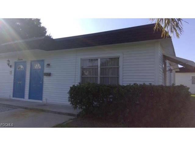 10 Tangelo Court Lehigh Acres FL 33936 2025000507 image1