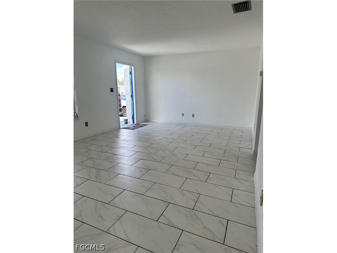 10 Tangerine Court Lehigh Acres FL 33936 2026024160 image11