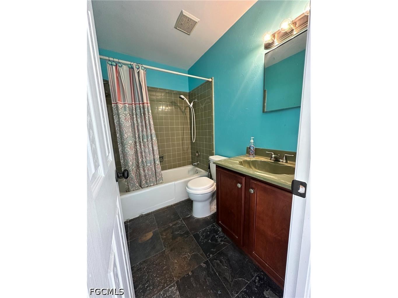 10 Tangerine Court Lehigh Acres FL 33936 2026024160 image16