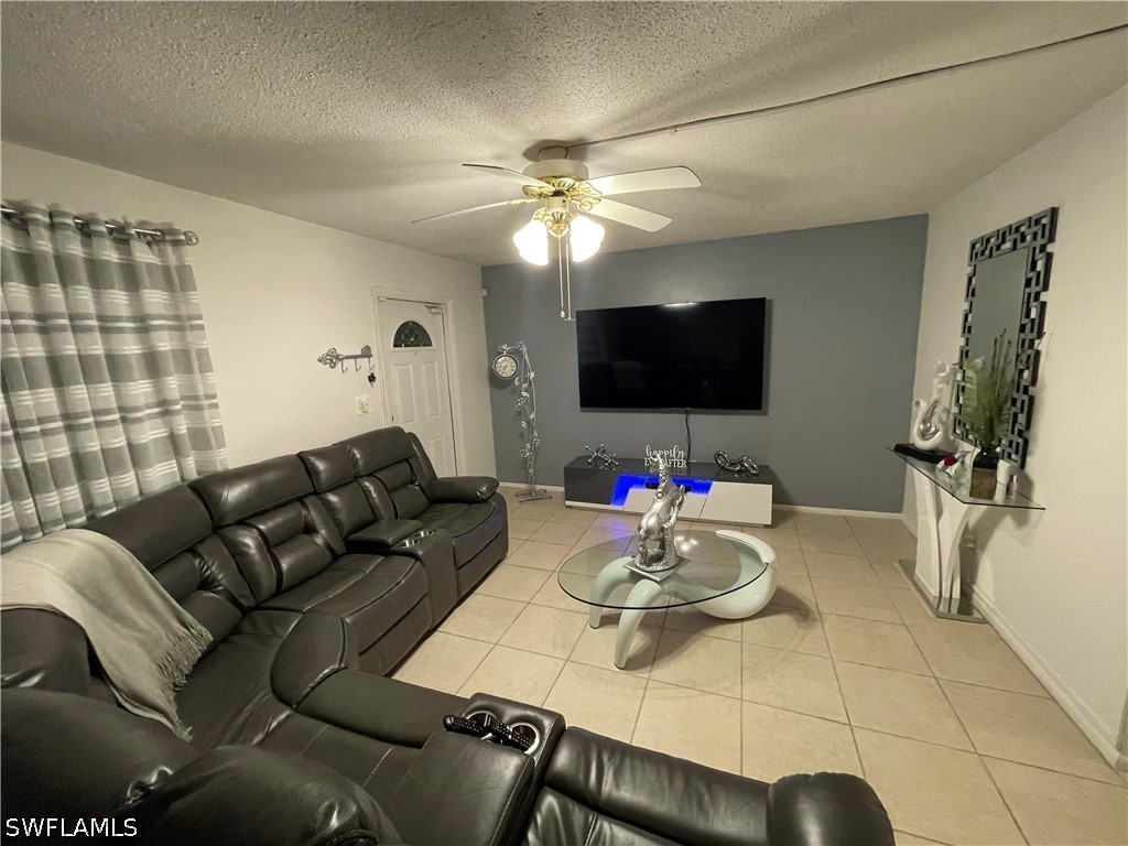 10 Temple Court Lehigh Acres FL 33936 226016684 image2