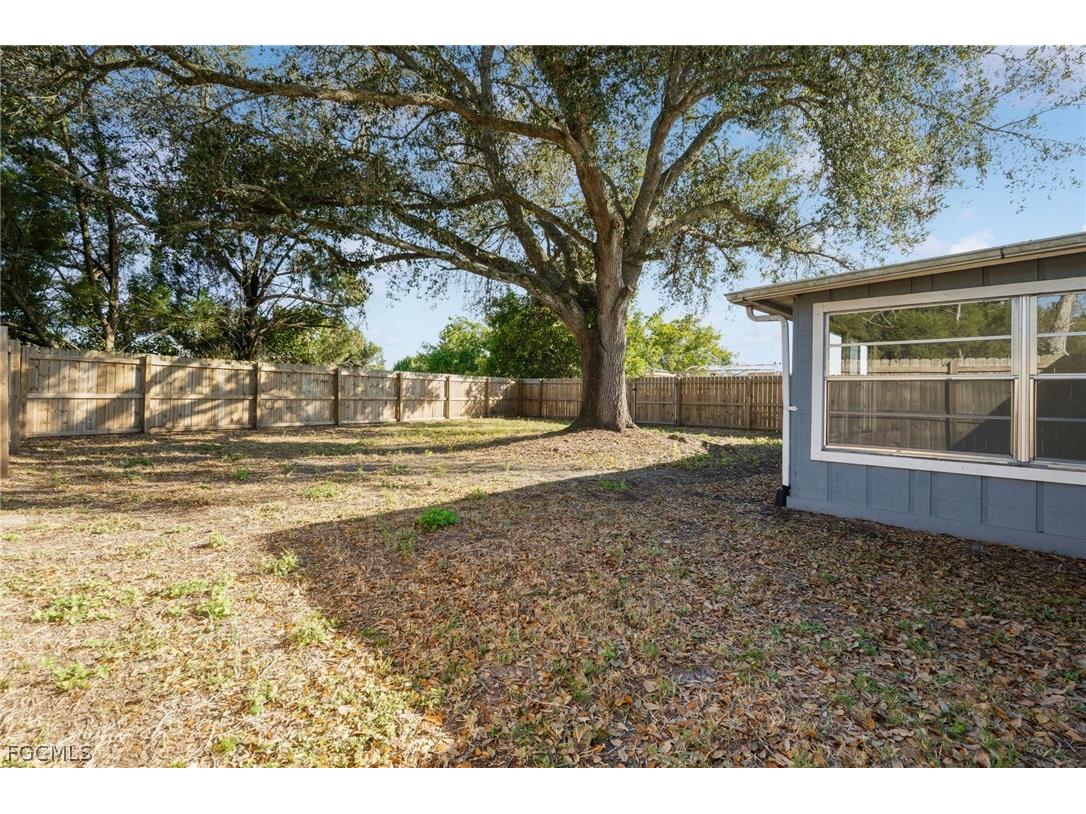 100 Contee Drive Lehigh Acres FL 33936 2026007767 image8