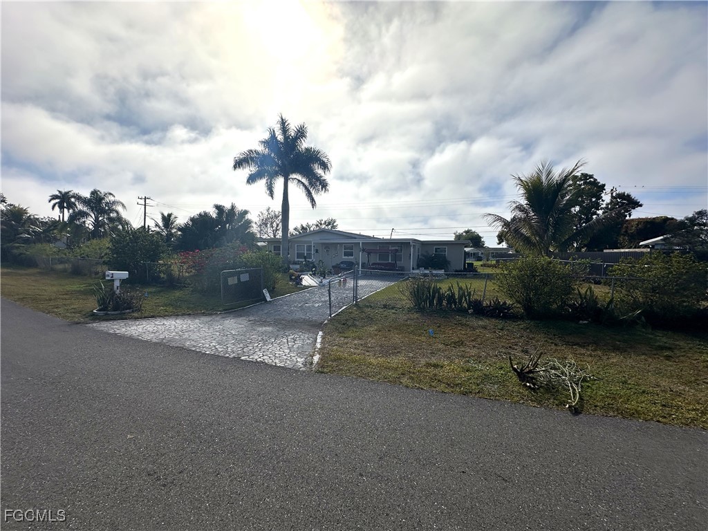 100 Davis Road Lehigh Acres FL 33936 2026000545 image21