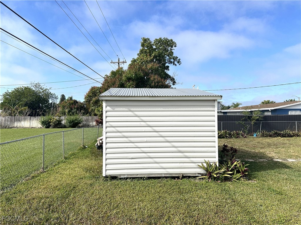 100 Davis Road Lehigh Acres FL 33936 2026000545 image27