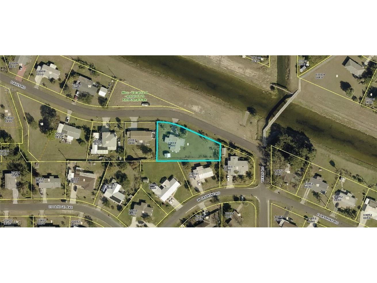 100 Davis Road Lehigh Acres FL 33936 2026000545 image3