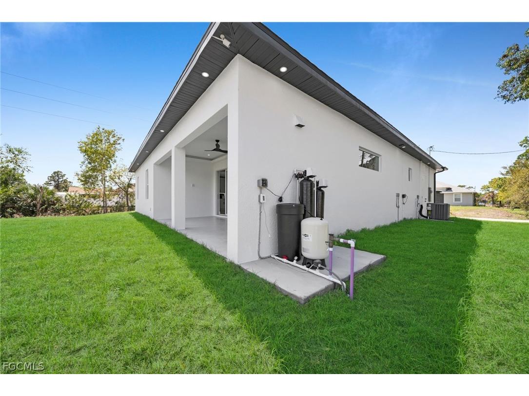 100 Denis Avenue N Lehigh Acres FL 33971 2026013614 image24