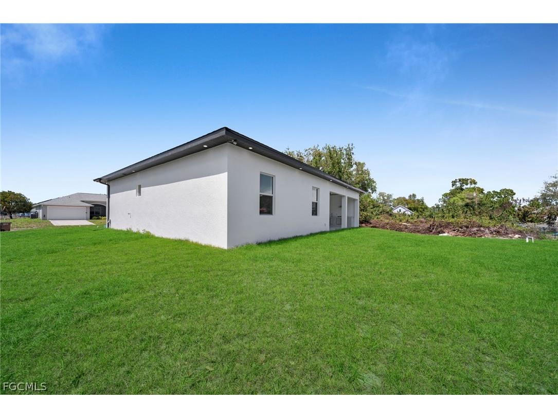100 Denis Avenue N Lehigh Acres FL 33971 2026013614 image26
