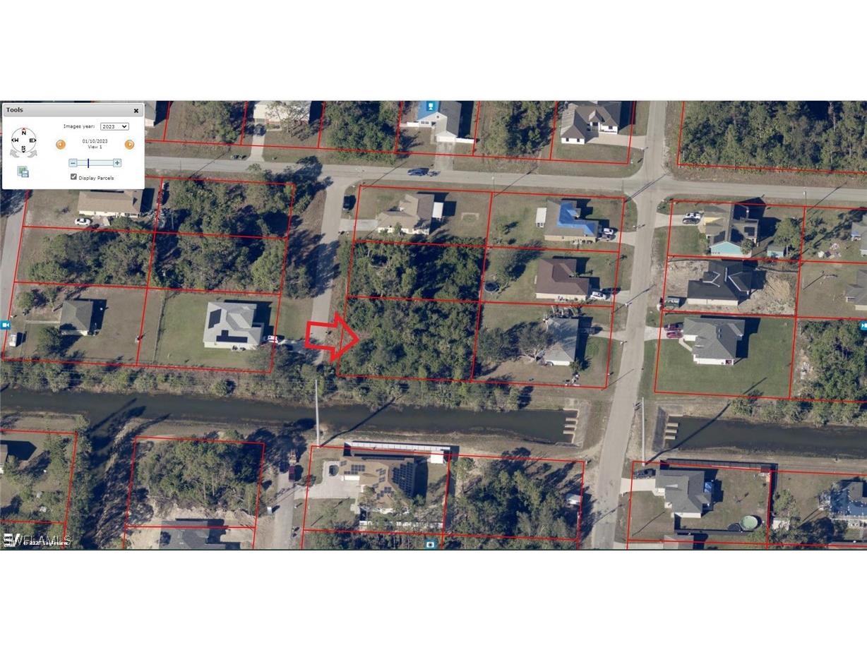 100 Denis Avenue N Lehigh Acres FL 33971 223041355 image1