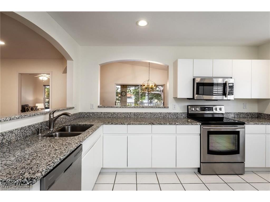 100 Diamond Circle #108 Naples FL 34110 225077294 image13