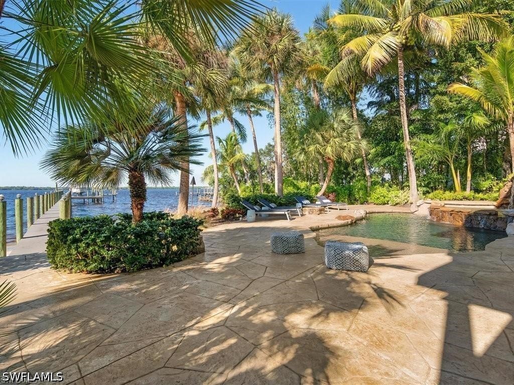 100 Fairview Avenue Fort Myers FL 33905 226014559 image15