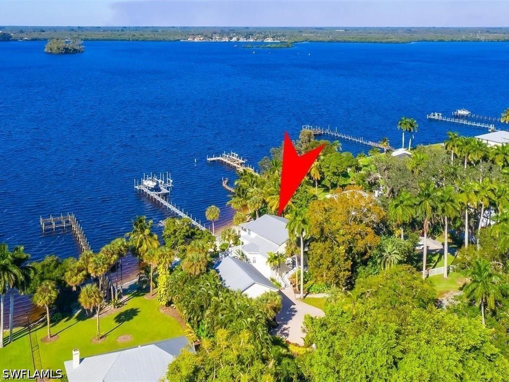 100 Fairview Avenue Fort Myers FL 33905 226014559 image6