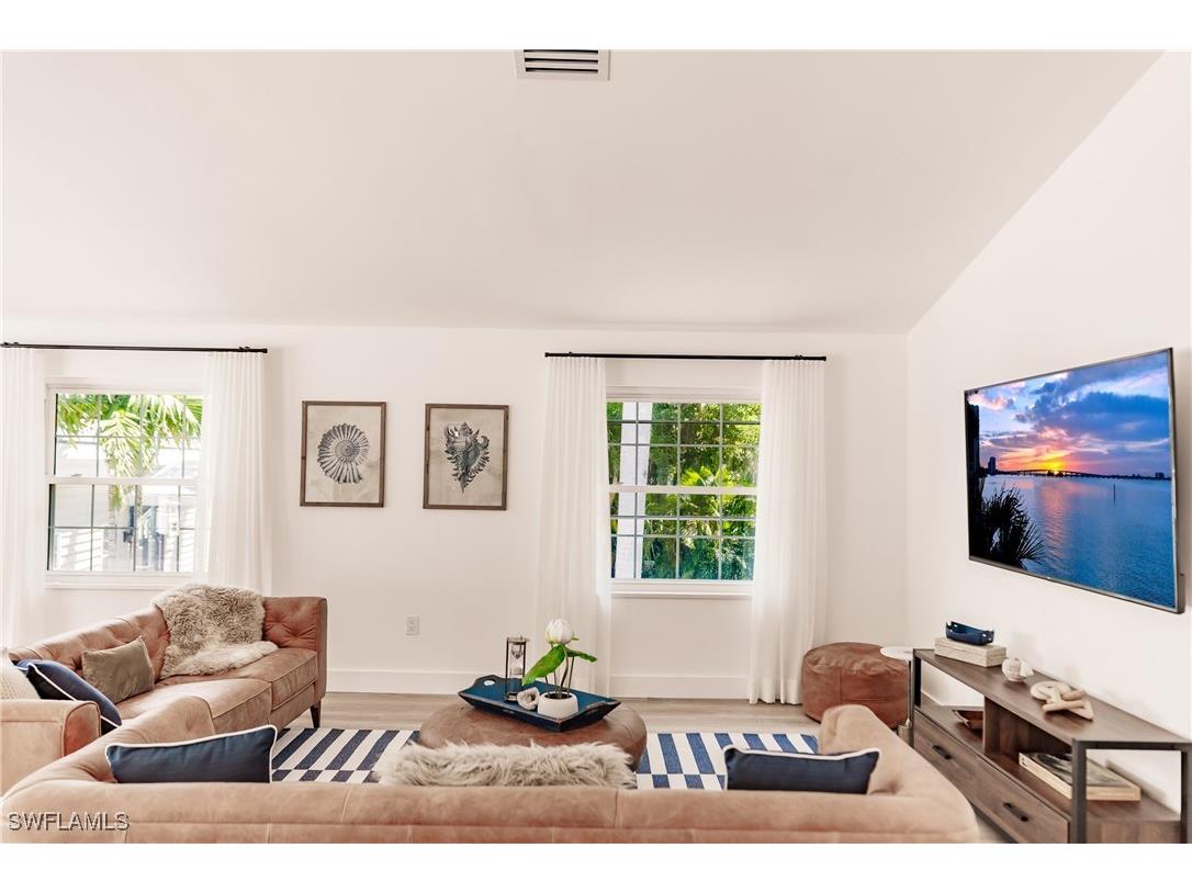 100 Fairview Avenue Fort Myers FL 33905 225060230 image24