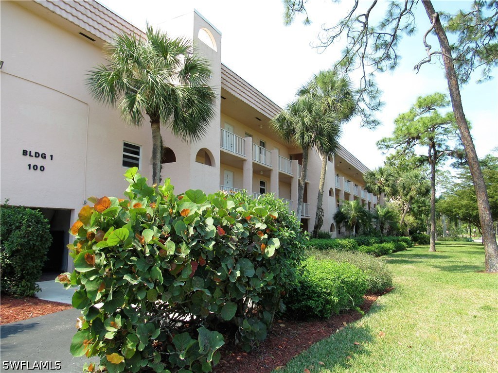 100 Forest Lakes Boulevard #109 Naples FL 34105 226019876 image3
