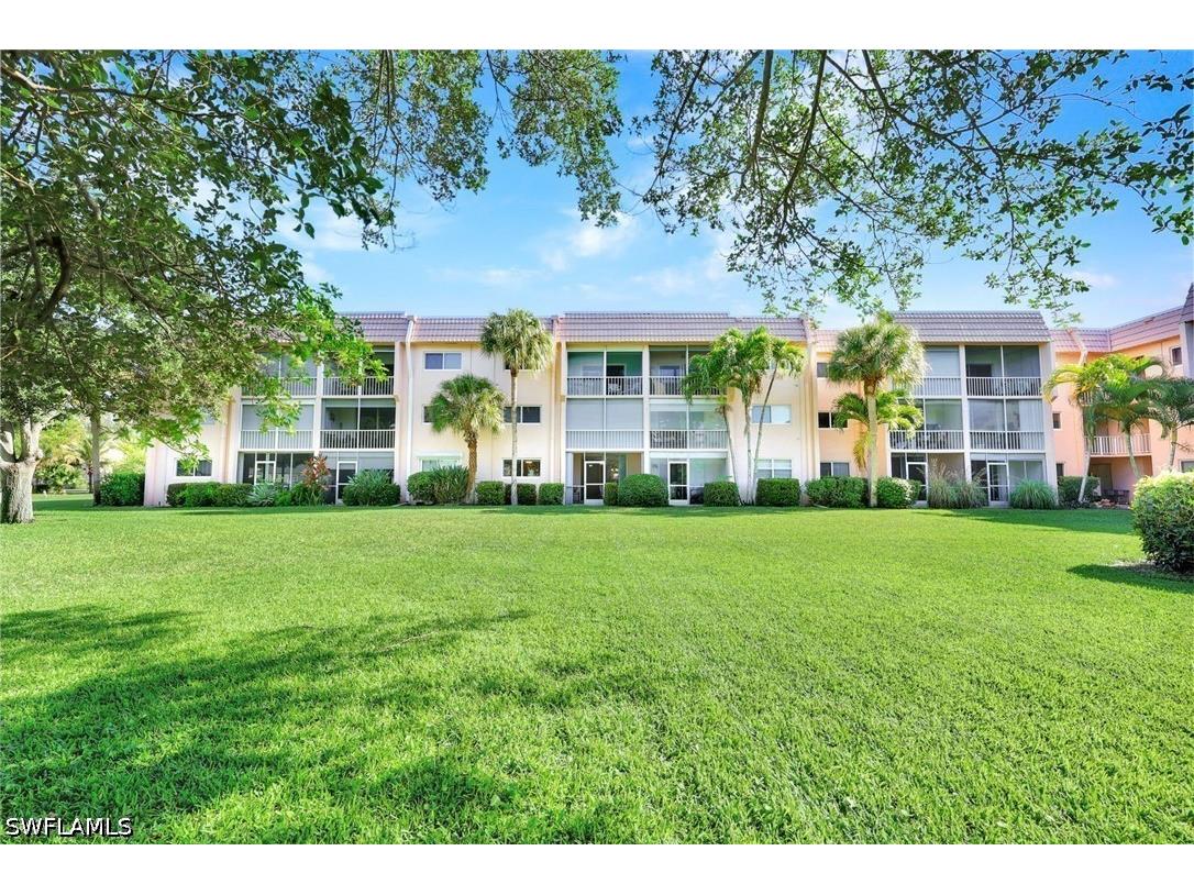 100 Forest Lakes Boulevard #110 Naples FL 34105 226017432 image15