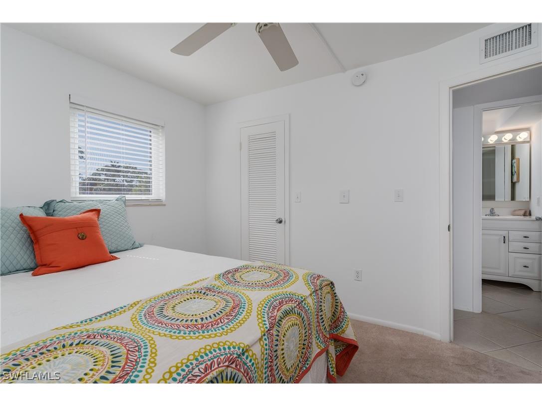 100 Forest Lakes Boulevard #201 Naples FL 34105 225079400 image17