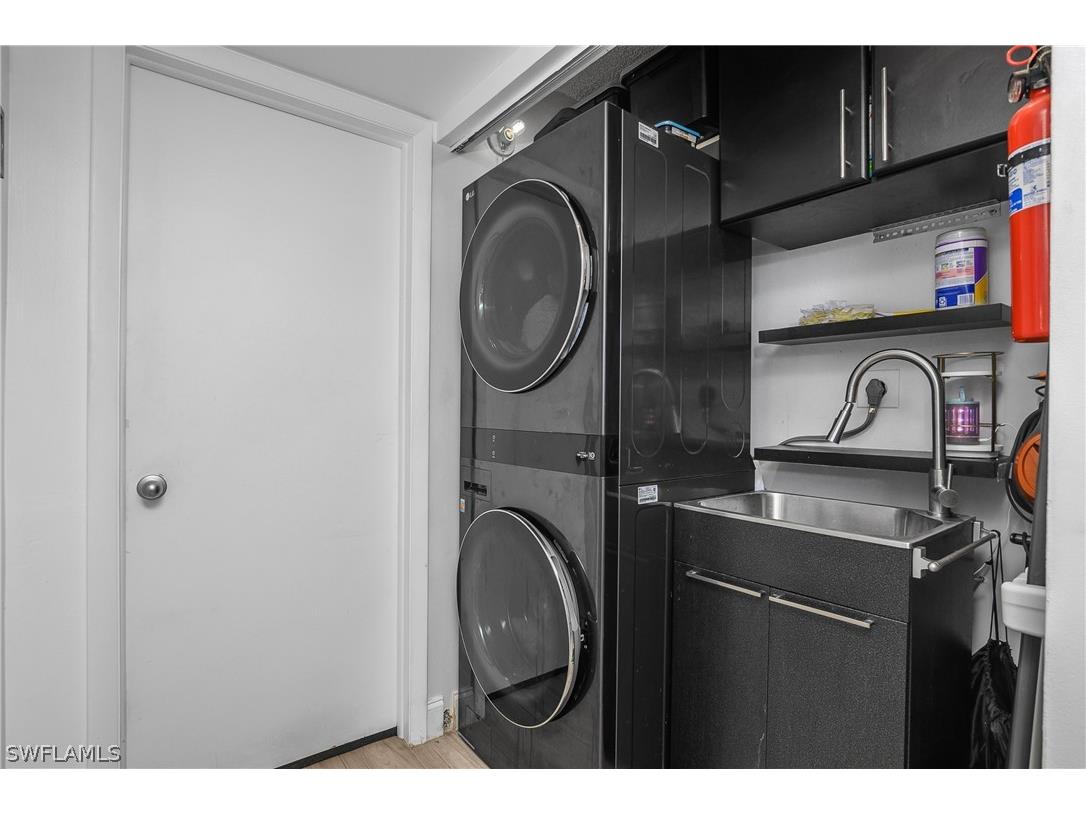 100 Glades Boulevard #4 Naples FL 34112 226007030 image28