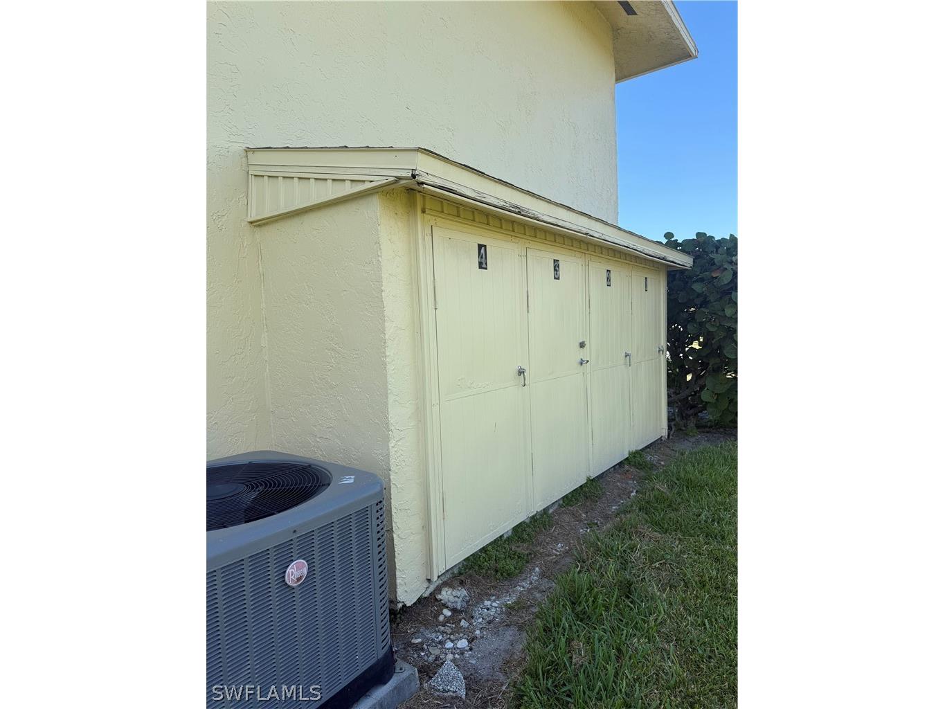 100 Glades Boulevard #4 Naples FL 34112 226007030 image30