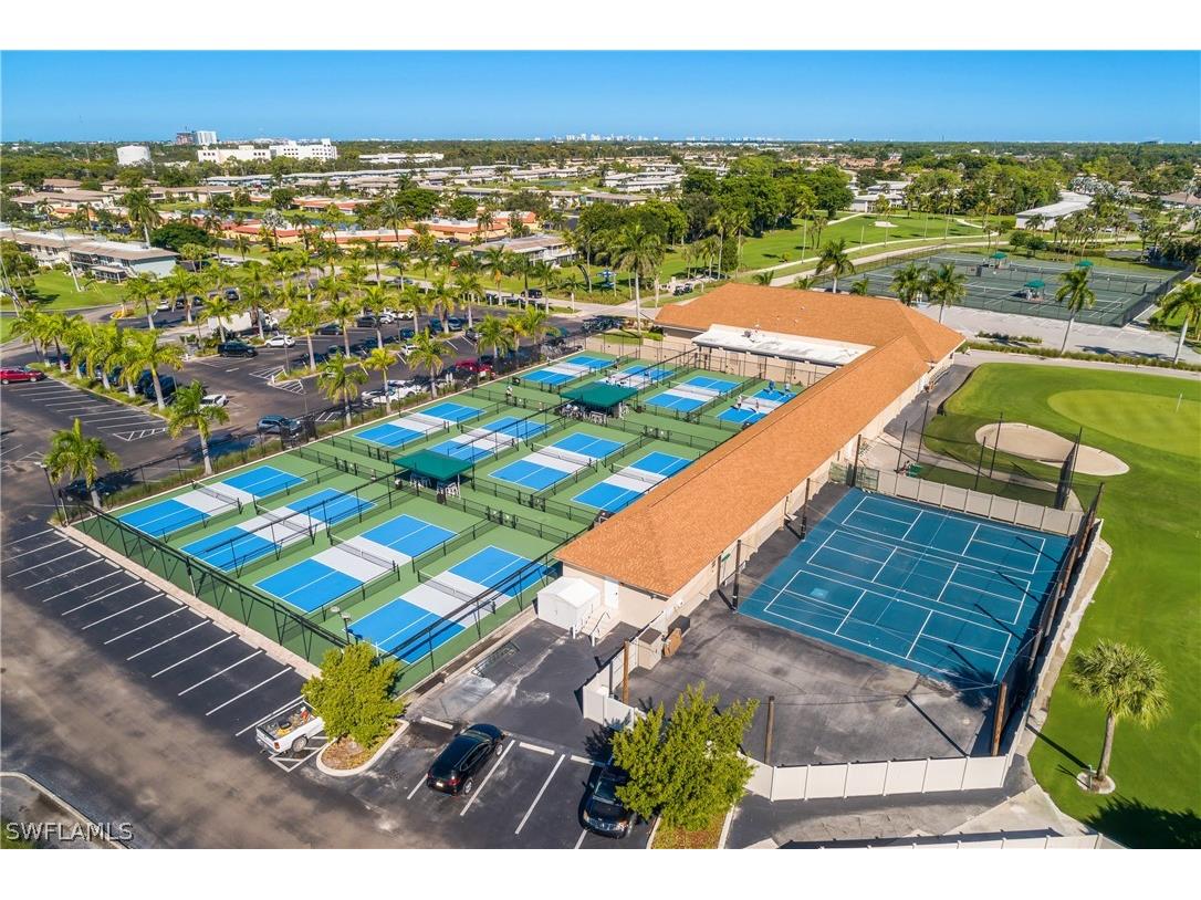 100 Glades Boulevard #4 Naples FL 34112 226007030 image37