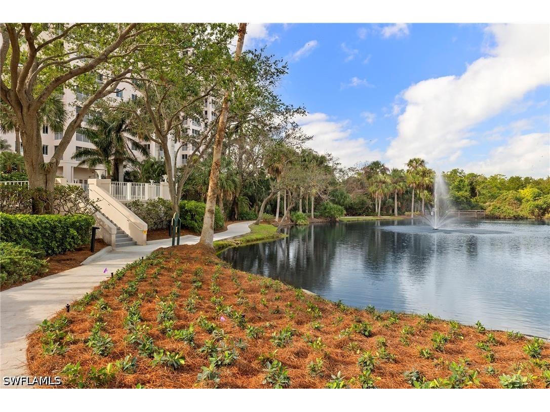 100 Glenview Place #202 Naples FL 34108 226012994 image28