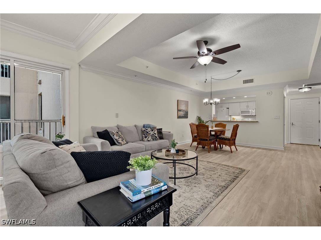 100 Glenview Place #202 Naples FL 34108 226012994 image5
