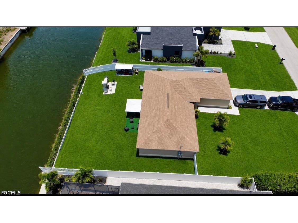 100 NW 13th Place Cape Coral FL 33993 2026021497 image5