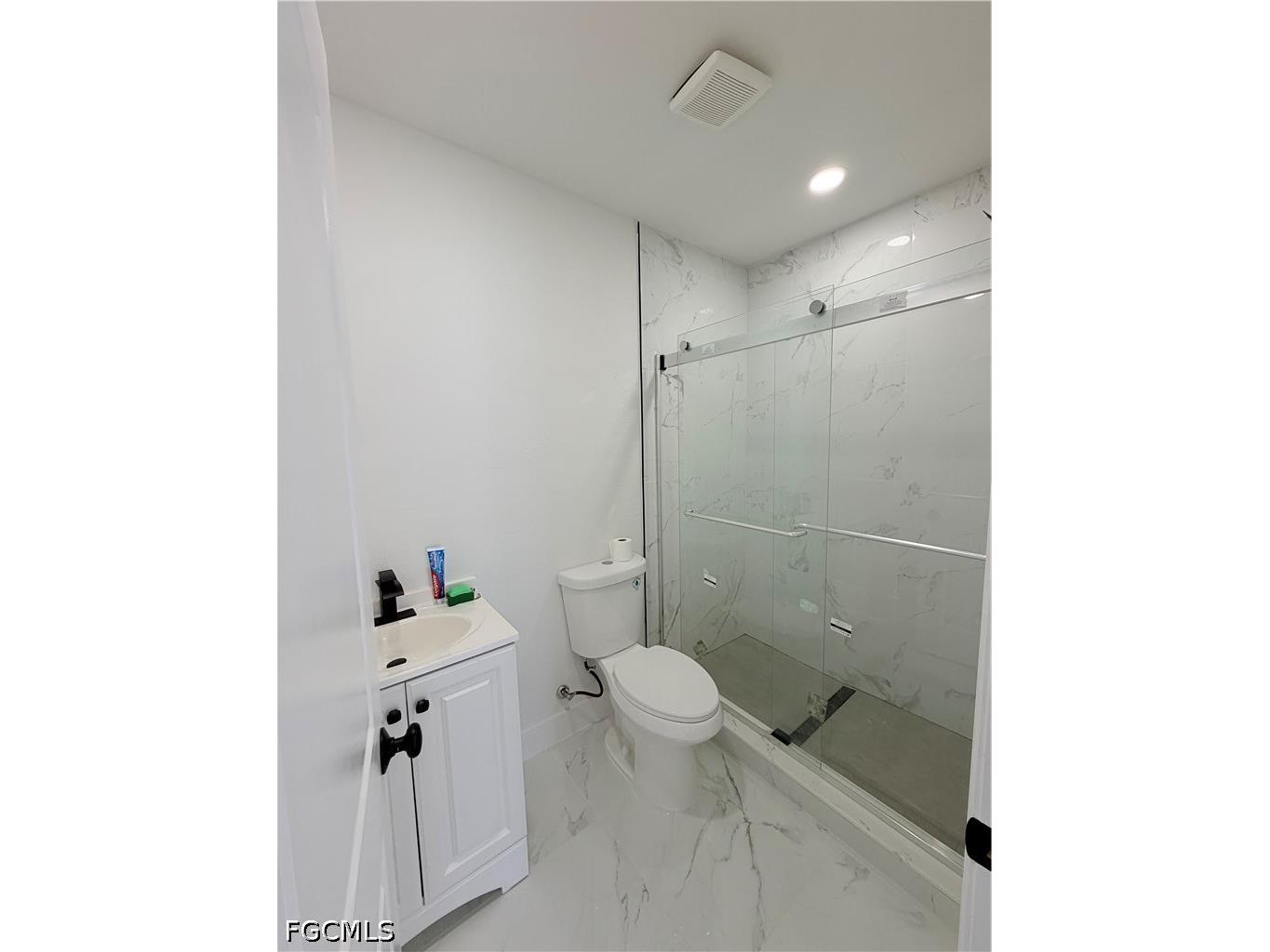 100 NW 13th Place Cape Coral FL 33993 2026028700 image23