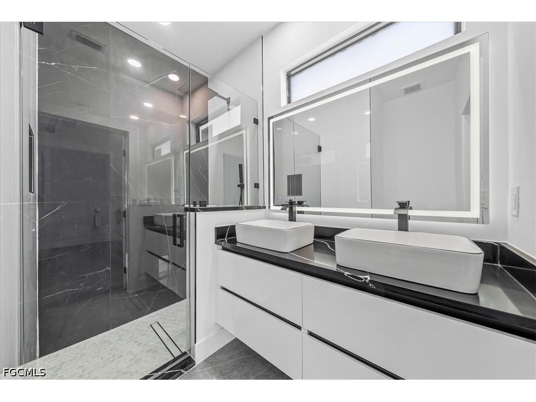 100 SW 17th Place Cape Coral FL 33991 2026014812 image18