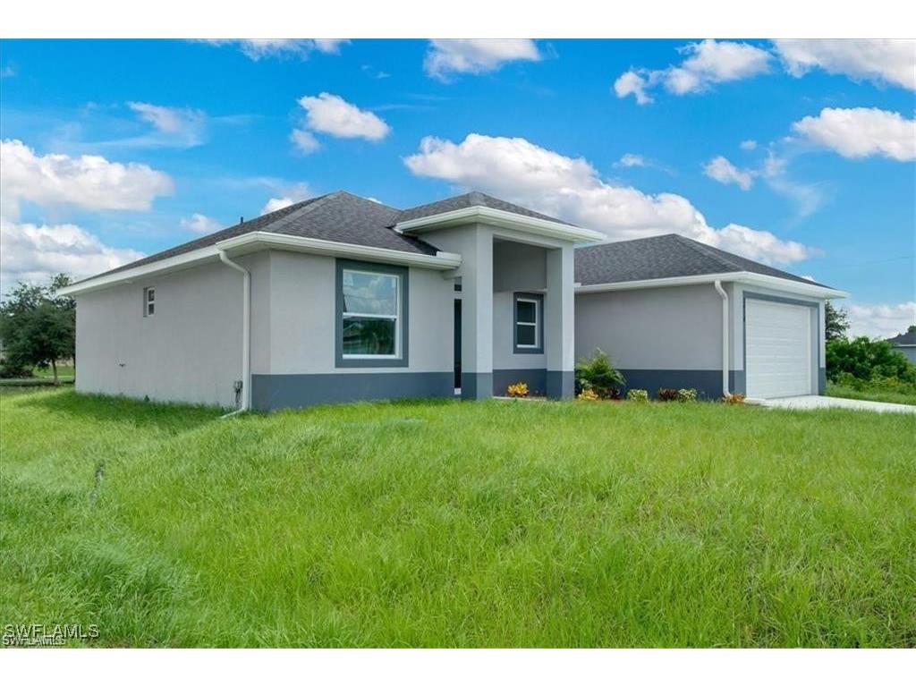 100 Sara Avenue N Lehigh Acres FL 33971 225001717 image1