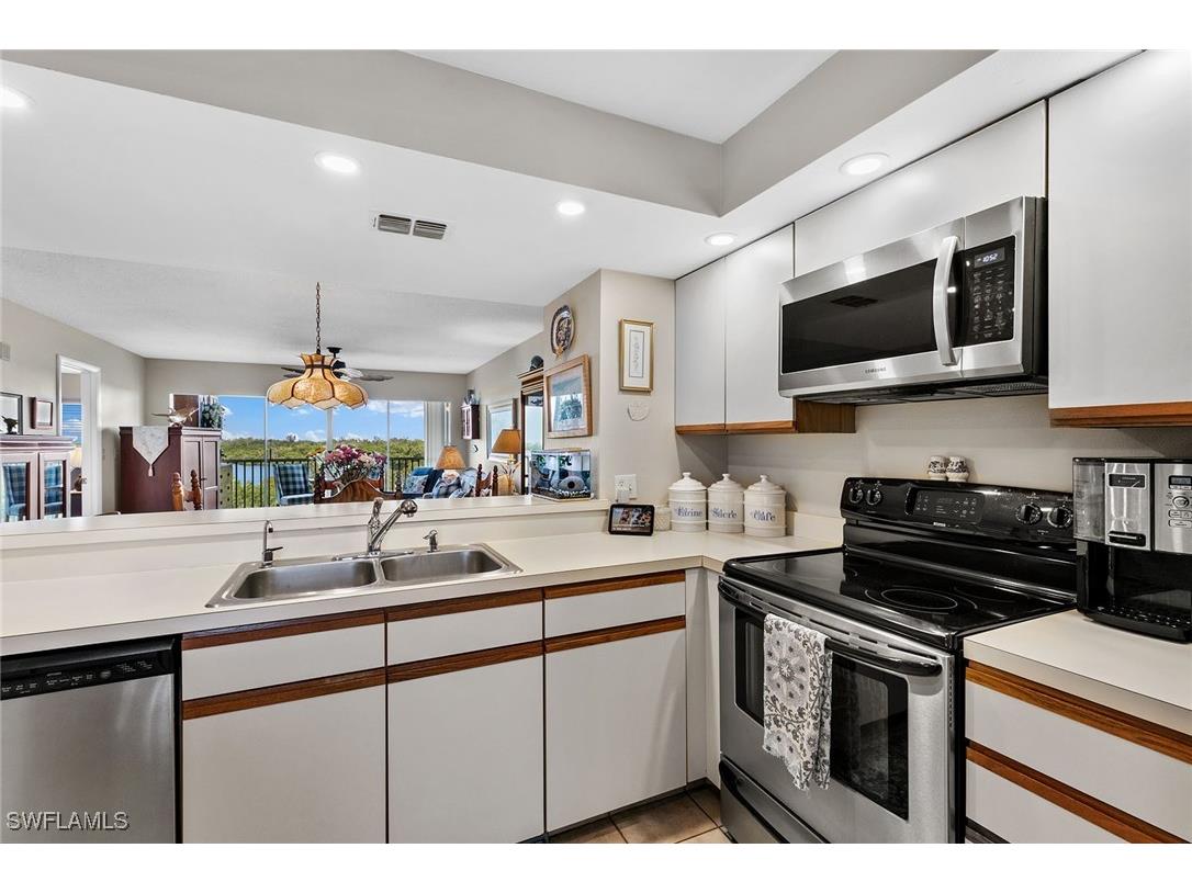 100 Stevens Landing Drive #305 Marco Island FL 34145 225074968 image11