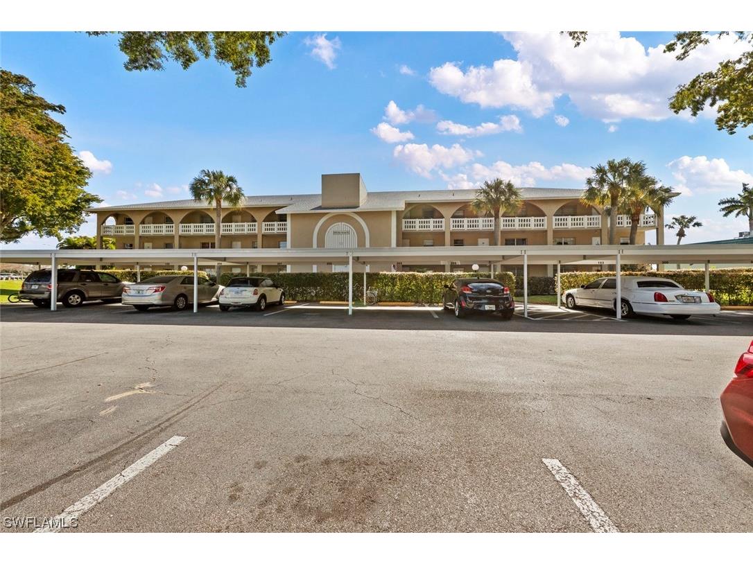 100 Valley Stream Drive #200 Naples FL 34113 224006872 image1