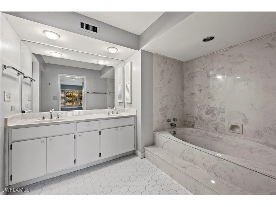 100 Wyndemere Way #A203 Naples FL 34105 225080689 image5